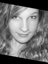 Person who looks like Taylor Swift