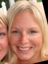 Person who looks like Kristen Bell