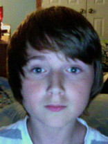 Person who looks like Drake Bell