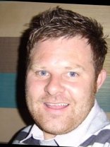 Person who looks like Peter Krause