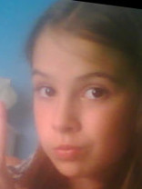 Person who looks like Selena Gomez