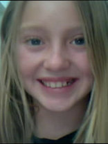 Person who looks like Dakota Fanning