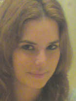 Person who looks like Emily VanCamp