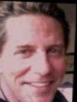 Person who looks like Dennis Quaid