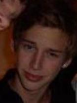 Person who looks like Alex Pettyfer