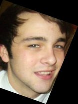 Person who looks like Kyle Chandler