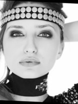 Person who looks like Estella Warren