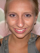 Person who looks like Sarah Michelle Gellar