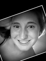 Person who looks like Emily Osment