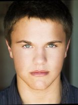 Person who looks like Taylor Lautner