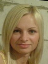 Person who looks like Mena Suvari