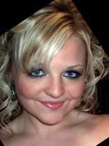 Person who looks like Anna Faris