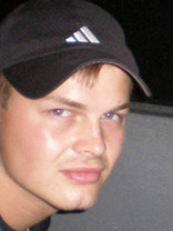 Person who looks like Leonardo DiCaprio