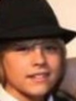 Person who looks like Cole & Dylan Sprouse