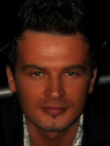 Person who looks like Mike Vogel