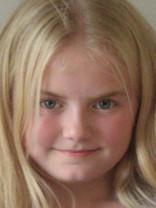 Person who looks like Emily Osment