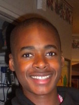 Person who looks like Dave Chappelle