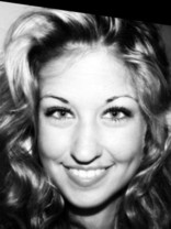 Person who looks like Farah Fath