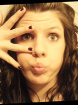 Person who looks like Lizzy Caplan