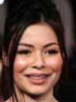 Person who looks like Miranda Cosgrove