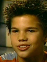 Person who looks like Taylor Lautner