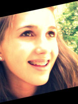 Person who looks like Victoria Justice