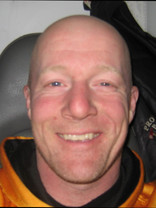 Person who looks like Howie Mandel