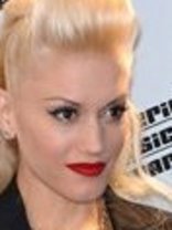 Person who looks like Gwen Stefani