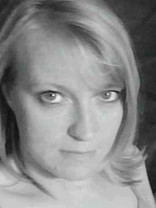 Person who looks like Gail O'Grady