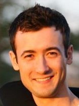 Person who looks like Robert Luketic