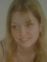 Person who looks like Julia Stiles