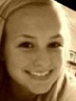 Person who looks like Emily VanCamp