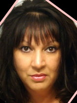 Person who looks like Marlo Thomas