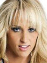 Person who looks like Lisa Rinna