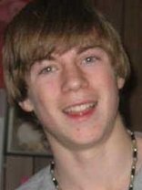 Person who looks like Jesse McCartney