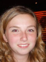 Person who looks like Taylor Swift