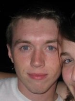 Person who looks like Johnny Pacar