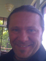 Person who looks like Harvey Keitel