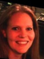 Person who looks like Leslie Bibb