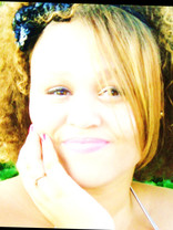 Person who looks like Julia Stiles