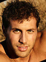 Person who looks like Ryan Reynolds