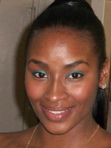 Person who looks like Mary J. Blige