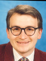 Person who looks like Woody Allen