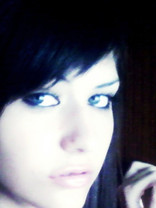 Person who looks like Mandy Moore