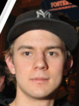 Person who looks like Aaron & Shawn Ashmore