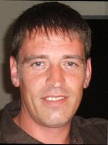 Person who looks like Matthew Perry