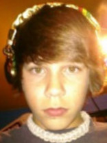 Person who looks like Justin Bieber