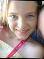 Person who looks like Annasophia Robb