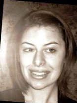 Person who looks like Anne Hathaway