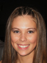 Person who looks like Elizabeth Banks